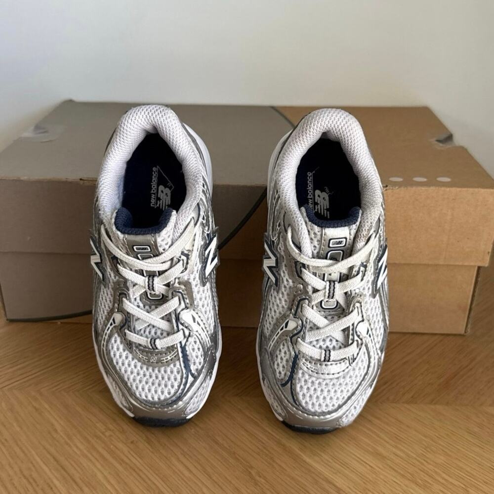 New Balance 740 Bungee Navy/Silver/White Toddler Sneakers- SZ 9 C - Picture 6 of 13